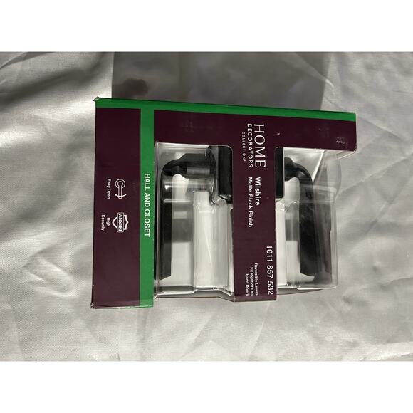 Wilshire Matte Black Hall/Closet Passage Door Lever with Rectangle Rose - Picture 2 of 4